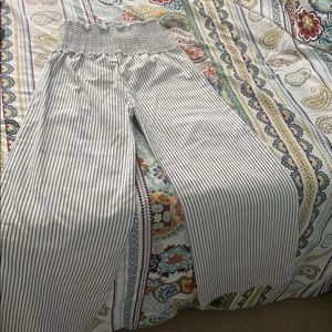 Striped wide legged pants